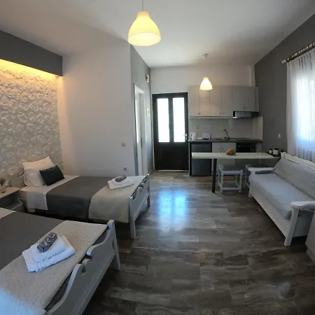 Spiridoula 1 Studios&Apartments 4*